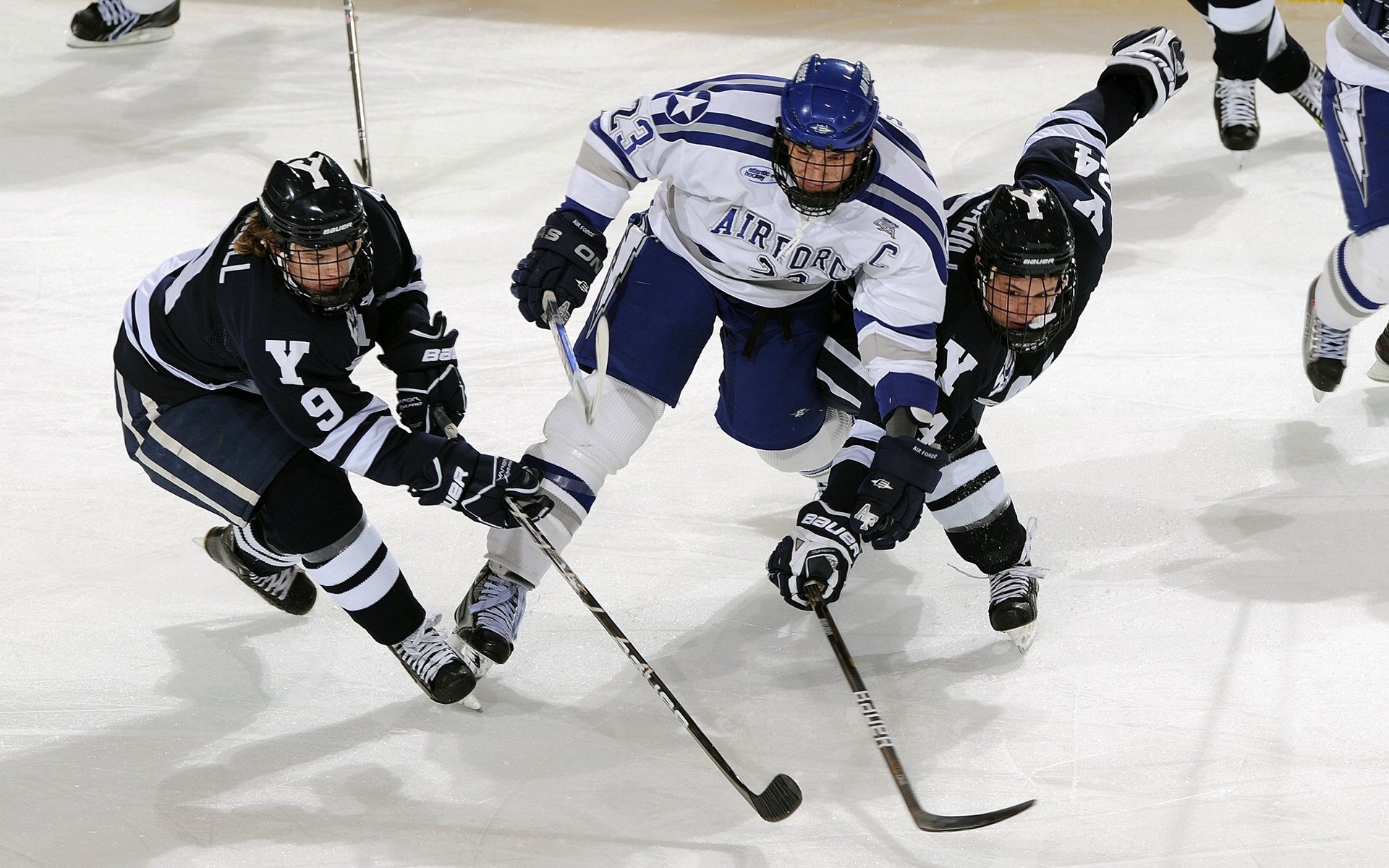 星空sports-万人鸟巢！移动电竞第一次把主场开成这样，why five 移动电竞馆